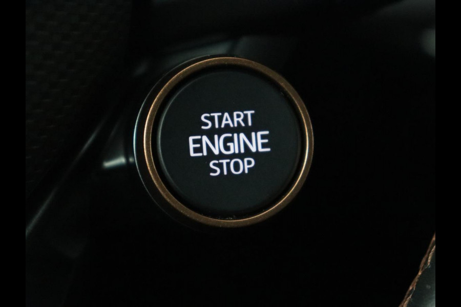 CUPRA Formentor 2.0 TSI 4DRIVE | 310pk | Trekhaak | Stoelverwarming | Camera | Adaptive cruise | 19'' | Sfeerverlichting | Keyless | Full LED | Sportstoelen | Stuurverwarming | DAB