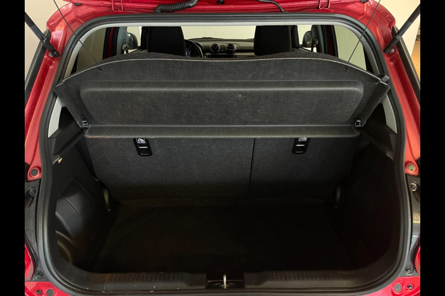 Suzuki Swift 1.2 Style Smart Hybrid AIRCO CLIMA NAVI CRUISE BLUETOOTH APPLECARPLAY CAMERA VELGEN ZEER NETTE AUTO