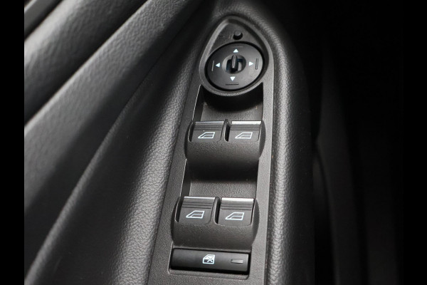 Ford Kuga 1.5 ECOBOOST 150 PK TITANIUM + APPLE CARPLAY | STUUR/STOELVERW. | CAMERA | 18 INCH