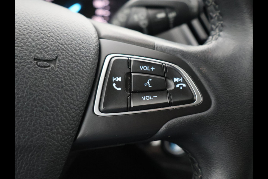 Ford Kuga 1.5 ECOBOOST 150 PK TITANIUM + APPLE CARPLAY | STUUR/STOELVERW. | CAMERA | 18 INCH