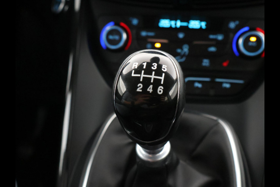 Ford Kuga 1.5 ECOBOOST 150 PK TITANIUM + APPLE CARPLAY | STUUR/STOELVERW. | CAMERA | 18 INCH