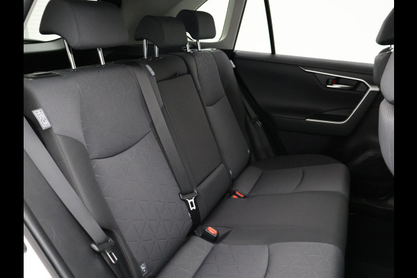 Toyota RAV4 2.5 HYBRID 218 PK NIEUW MODEL + ADAPTIVE CRUISE CAMERA | 18 INCH | ELEKTR. KLEP | PRIVACY GLASS