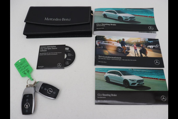 Mercedes-Benz CLA-Klasse 250e AMG Night | Stoelverwarming | Carplay | Camera | Widescreen | Sfeerverlichting | Leder/Alcantara | Navigatie | Park Assist | Origineel Zwart | PHEV | Plug In