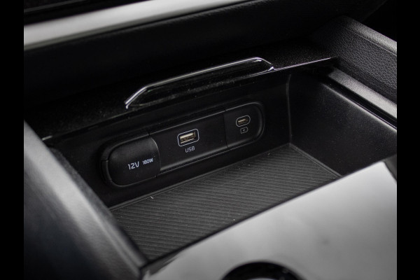 Kia Sportage 1.6 T-GDi Plug-in Hybrid AWD Dark Edition | Navigatie | Achteruitrijcamera |