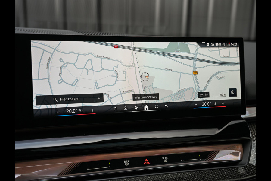 BMW 5 Serie 550e XDRIVE M-SPORT PRO | SHADOW LINE | PANORAMADAK | NL-AUTO | ICONIC GRILL | COMFORT ACCESS | BOWERS & WILKINS | COMFORT SEATS