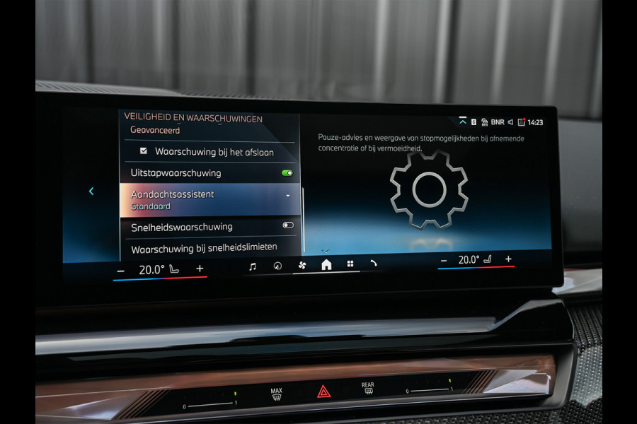 BMW 5 Serie 550e XDRIVE M-SPORT PRO | SHADOW LINE | PANORAMADAK | NL-AUTO | ICONIC GRILL | COMFORT ACCESS | BOWERS & WILKINS | COMFORT SEATS