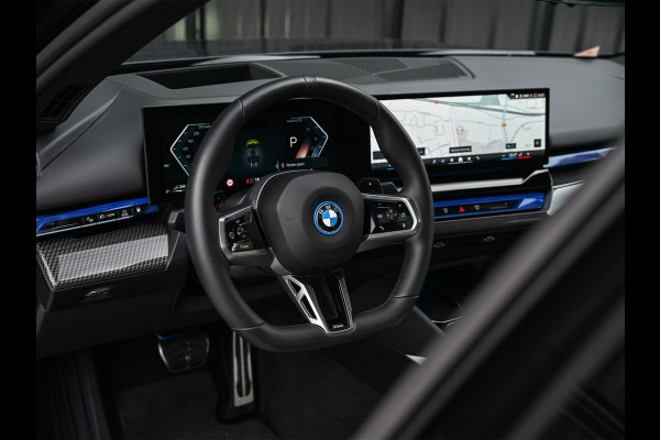 BMW 5 Serie 550e XDRIVE M-SPORT PRO | SHADOW LINE | PANORAMADAK | NL-AUTO | ICONIC GRILL | COMFORT ACCESS | BOWERS & WILKINS | COMFORT SEATS