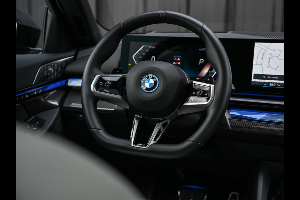 BMW 5 Serie 550e XDRIVE M-SPORT PRO | SHADOW LINE | PANORAMADAK | NL-AUTO | ICONIC GRILL | COMFORT ACCESS | BOWERS & WILKINS | COMFORT SEATS