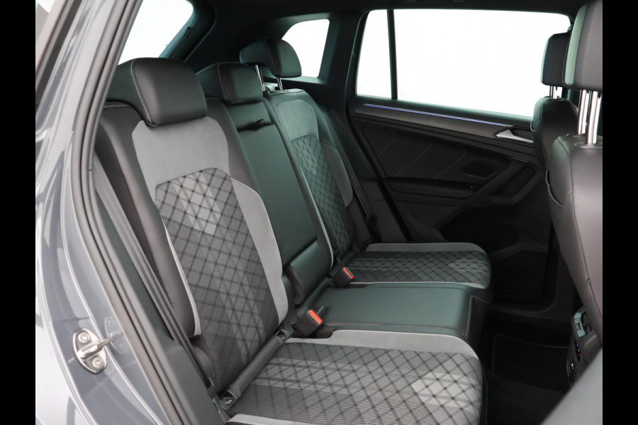 Volkswagen Tiguan 1.4 TSI 245 PK EHYBRID 2X R-LINE + DIGITALE COCKPIT | 19 INCH | ADAPTIVE CRUISE | SFEERVERLICHTING