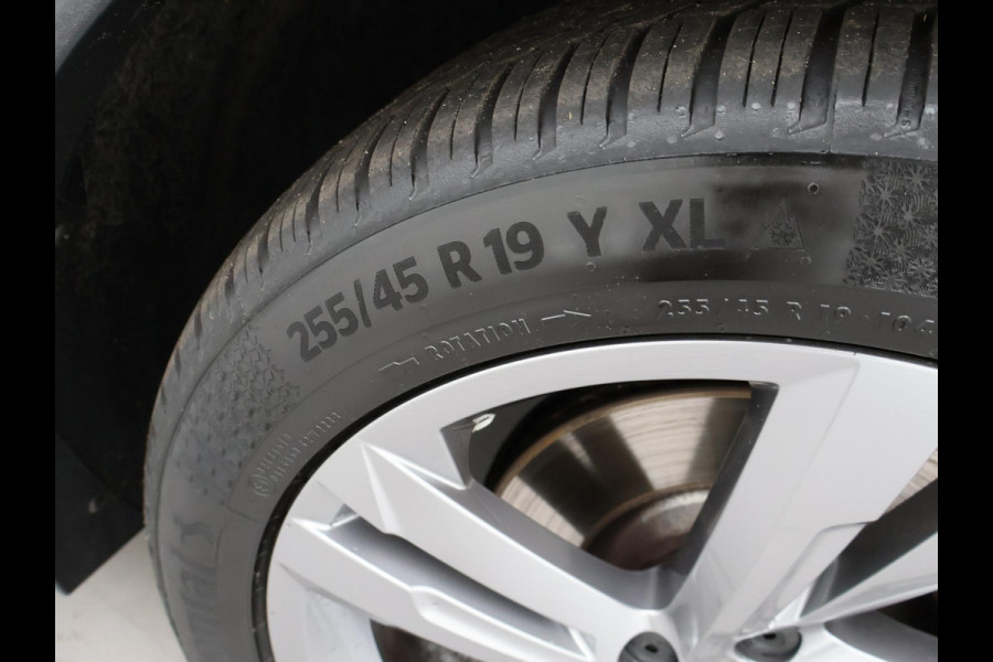 Volkswagen Tiguan 1.4 TSI 245 PK EHYBRID 2X R-LINE + DIGITALE COCKPIT | 19 INCH | ADAPTIVE CRUISE | SFEERVERLICHTING