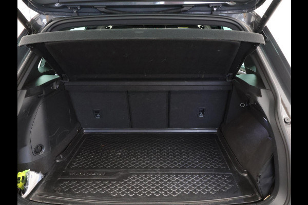 Volkswagen Tiguan 1.4 TSI 245 PK EHYBRID 2X R-LINE + DIGITALE COCKPIT | 19 INCH | ADAPTIVE CRUISE | SFEERVERLICHTING