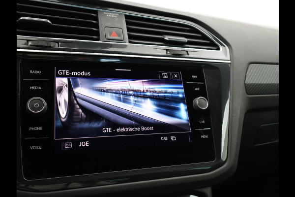 Volkswagen Tiguan 1.4 TSI 245 PK EHYBRID 2X R-LINE + DIGITALE COCKPIT | 19 INCH | ADAPTIVE CRUISE | SFEERVERLICHTING