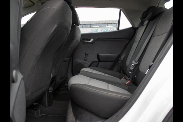 Kia Stonic 1.2 MPi ComfortPlusLine Navigator | Nederlandse dealer onderhouden auto | Navigatie | Achteruitrijcamera | Airco |