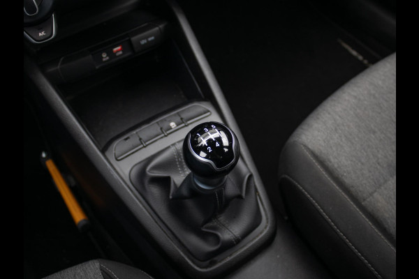 Kia Stonic 1.2 MPi ComfortPlusLine Navigator | Nederlandse dealer onderhouden auto | Navigatie | Achteruitrijcamera | Airco |