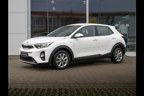 Kia Stonic 1.2 MPi ComfortPlusLine Navigator | Nederlandse dealer onderhouden auto | Navigatie | Achteruitrijcamera | Airco |