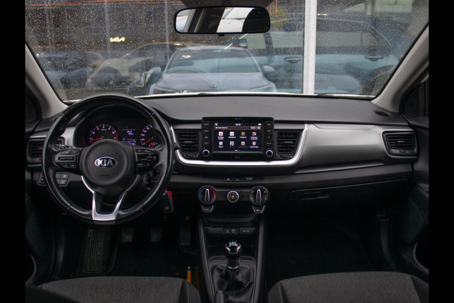 Kia Stonic 1.2 MPi ComfortPlusLine Navigator | Nederlandse dealer onderhouden auto | Navigatie | Achteruitrijcamera | Airco |