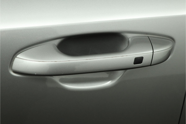 Kia Niro EV Light Edition 64.8 kWh Automaat Airco - Apple Carplay/Android Auto - Cruise Control - Navigatie - Fabrieksgarantie tot 05-2031