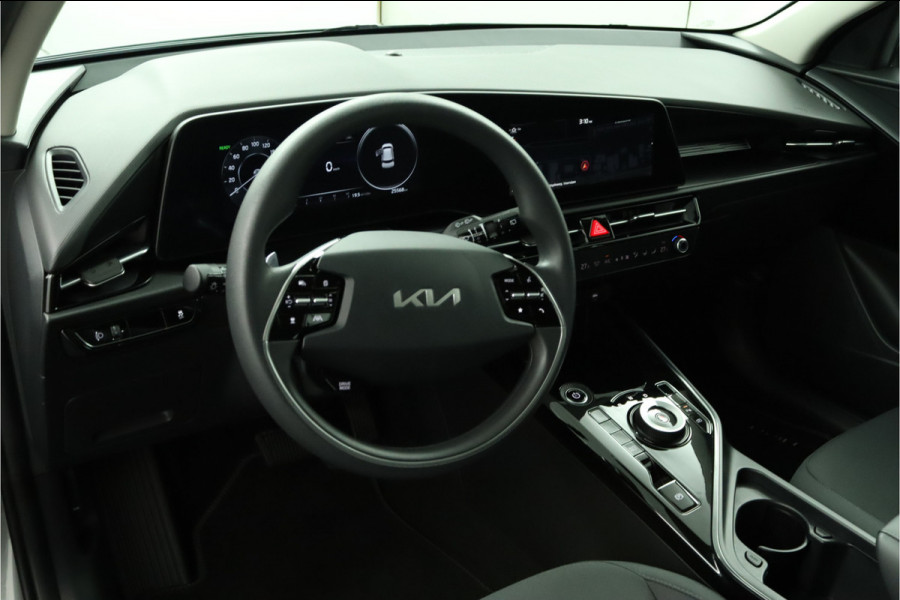 Kia Niro EV Light Edition 64.8 kWh Automaat Airco - Apple Carplay/Android Auto - Cruise Control - Navigatie - Fabrieksgarantie tot 05-2031