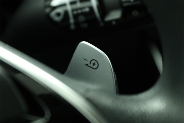 Kia Niro EV Light Edition 64.8 kWh Automaat Airco - Apple Carplay/Android Auto - Cruise Control - Navigatie - Fabrieksgarantie tot 05-2031