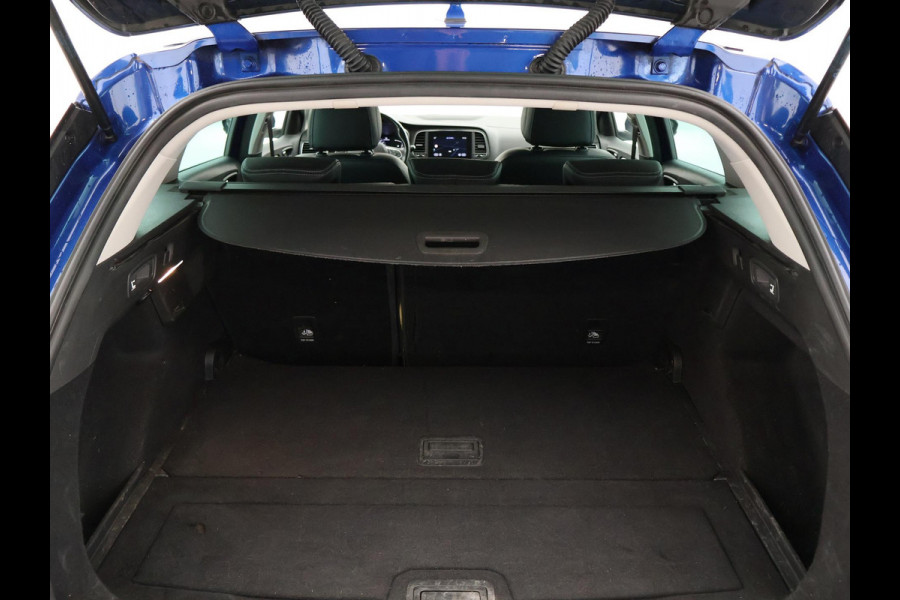 Renault MEGANE Estate 1.3 TCe 140 PK AUTOMAAT INTENS + TREKHAAK 1700 KG | SFEERVERLICHTING | 17 INCH | FULL LED | CARPLAY