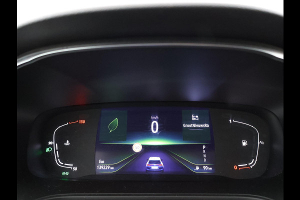 Renault MEGANE Estate 1.3 TCe 140 PK AUTOMAAT INTENS + TREKHAAK 1700 KG | SFEERVERLICHTING | 17 INCH | FULL LED | CARPLAY