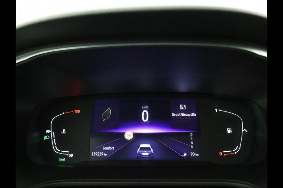 Renault MEGANE Estate 1.3 TCe 140 PK AUTOMAAT INTENS + TREKHAAK 1700 KG | SFEERVERLICHTING | 17 INCH | FULL LED | CARPLAY