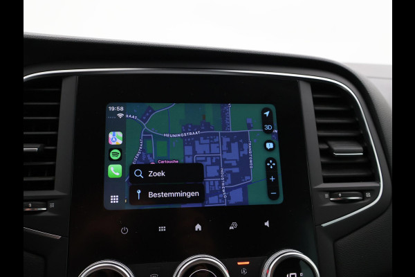 Renault MEGANE Estate 1.3 TCe 140 PK AUTOMAAT INTENS + TREKHAAK 1700 KG | SFEERVERLICHTING | 17 INCH | FULL LED | CARPLAY