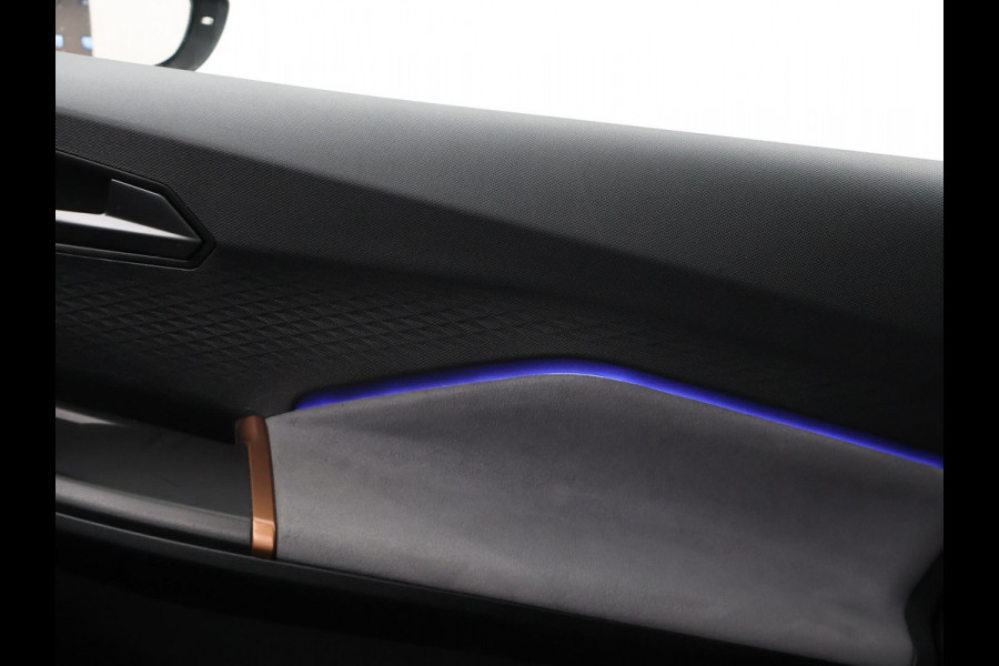 CUPRA Born ADRENALINE ONE 62 kWh 204 PK *12% BIJTELLING* + 19 INCH | ADAPTIVE CRUISE | SFEERVERLICHTING