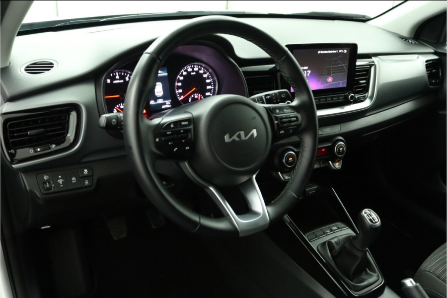 Kia Stonic 1.0 T-GDi MHEV DynamicPlusLine Apple Carplay/Android Auto - Cruise Control - Climate Control - Navigatie - Stuur/Stoel Verwarming - fabrieksgarantie tot 11-2031