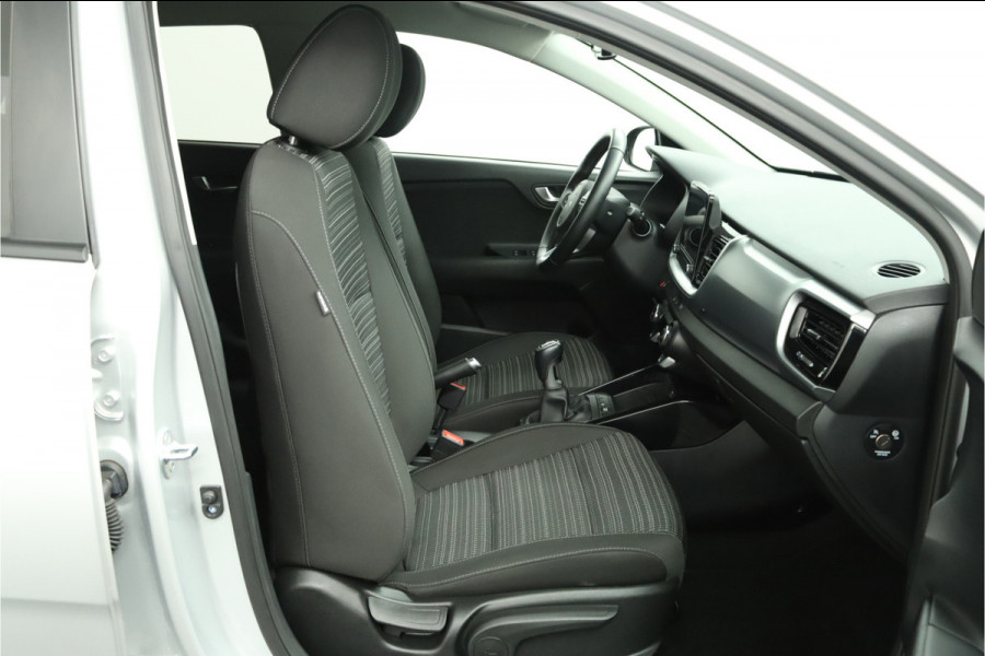 Kia Stonic 1.0 T-GDi MHEV DynamicPlusLine Apple Carplay/Android Auto - Cruise Control - Climate Control - Navigatie - Stuur/Stoel Verwarming - fabrieksgarantie tot 11-2031