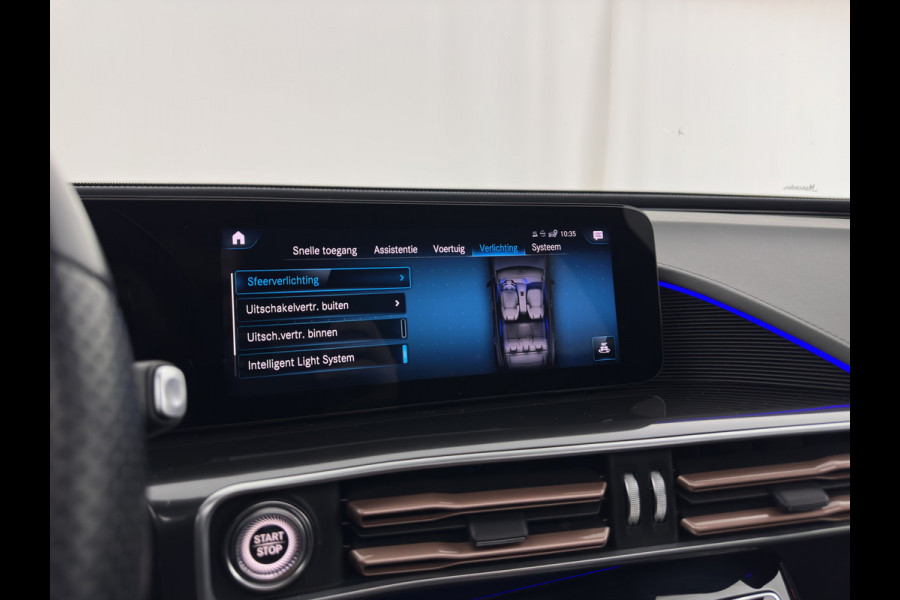 Mercedes-Benz EQC 400 4MATIC 80 kWh AMG (INCL-BTW) Aut. *PANO | BURMESTER-SURROUND | DISTRONIC | LEATHER-MICROFIBRE | FULL-LED | TOP-VIEW | WIDE-SCREEN-COCKPIT | KEYLESS | AIR-SUSPENSION | SPORT-SEATS | PRIVACY-GLASS | AMBIENT-LIGH