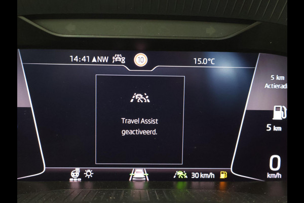 Škoda Karoq 1.5 TSI ACT 150 PK AUT. + VIRTUAL COCKPIT | ADAPTIVE CRUISE | TREKHAAK | STUURVERWARMING