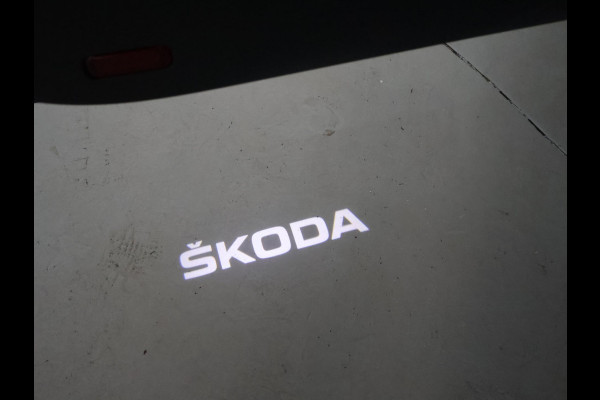 Škoda Karoq 1.5 TSI ACT 150 PK AUT. + VIRTUAL COCKPIT | ADAPTIVE CRUISE | TREKHAAK | STUURVERWARMING