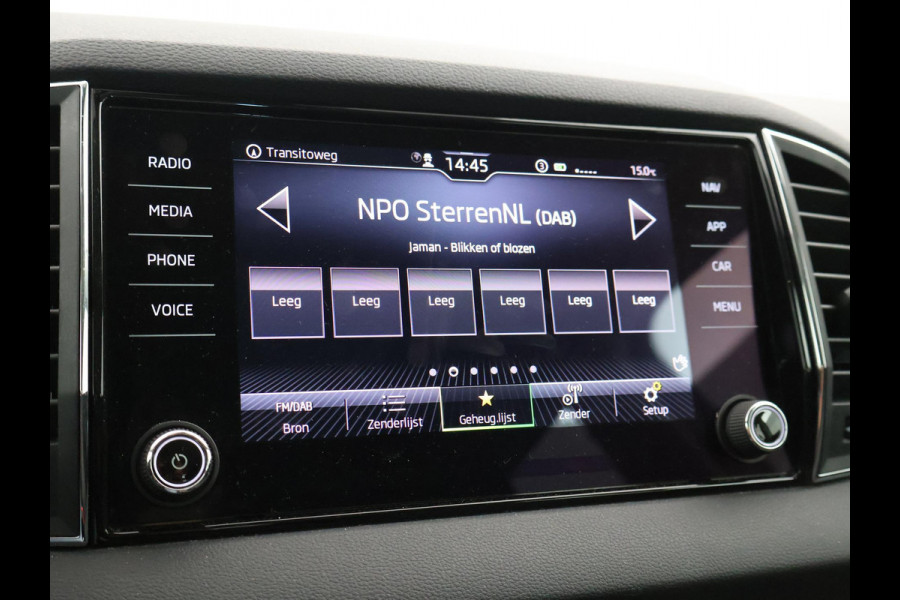 Škoda Karoq 1.5 TSI ACT 150 PK AUT. + VIRTUAL COCKPIT | ADAPTIVE CRUISE | TREKHAAK | STUURVERWARMING