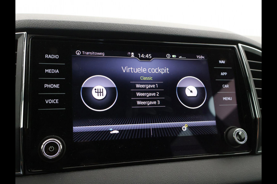 Škoda Karoq 1.5 TSI ACT 150 PK AUT. + VIRTUAL COCKPIT | ADAPTIVE CRUISE | TREKHAAK | STUURVERWARMING