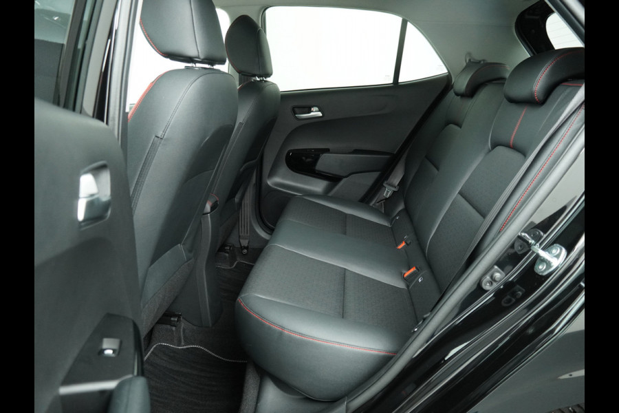 Kia Picanto 1.0 DPi GT-Line Airco - Apple Carlpay/Android Auto - Cruise Control - Climate Control - Navigatie - Achteruitrijcamera - Fabrieksgarantie tot 08-2031