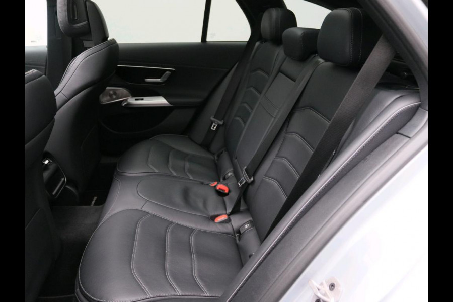 Mercedes-Benz E-Klasse Estate 300 e AMG Plug-In Hybride AMG Line | Panorama Schuif-Kanteldak | Trekhaak | Memory Voor Stoelen | Burmester® | Alarm | Lederen Bekleding. Inclusief 24 maanden MB Certified garantie voor Europa.