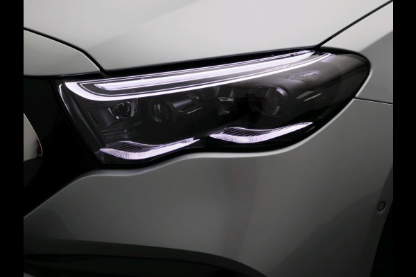 Mercedes-Benz E-Klasse Estate 300 e AMG Plug-In Hybride AMG Line | Panorama Schuif-Kanteldak | Trekhaak | Memory Voor Stoelen | Burmester® | Alarm | Lederen Bekleding. Inclusief 24 maanden MB Certified garantie voor Europa.