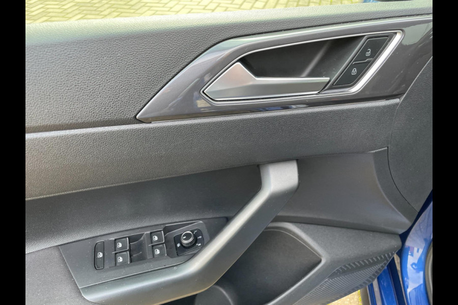 Volkswagen Polo 1.0 TSI R-line 2X / Key-less / Camera / Navigatie