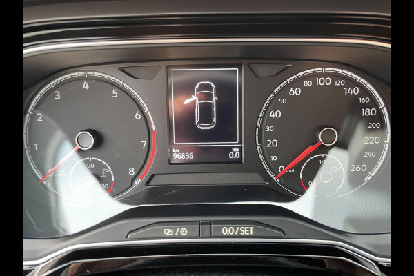 Volkswagen Polo 1.0 TSI R-line 2X / Key-less / Camera / Navigatie