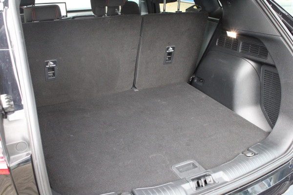 Ford Kuga 2.5 FHEV ST-Line 190pk | Full LED | Stoel + Stuurverwarming | Reservewiel | Cruise Control | Navigatie |