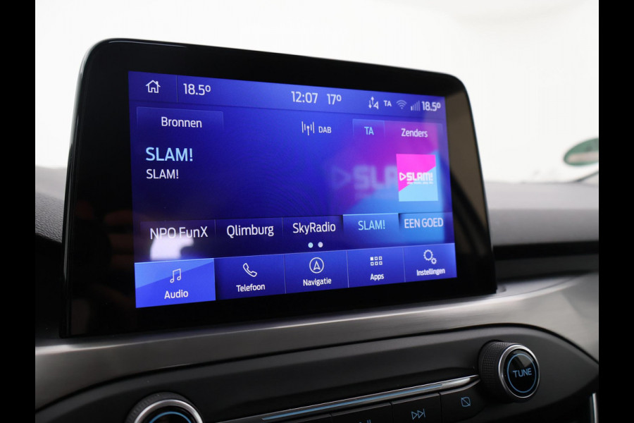 Ford FOCUS Wagon 1.0 E.B. AUTOMAAT TITANIUM X + ELEK. TREKHAAK | CAMERA | APPLE CARPLAY