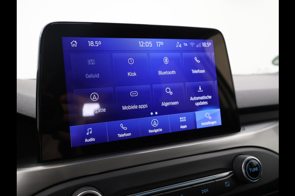 Ford FOCUS Wagon 1.0 E.B. AUTOMAAT TITANIUM X + ELEK. TREKHAAK | CAMERA | APPLE CARPLAY