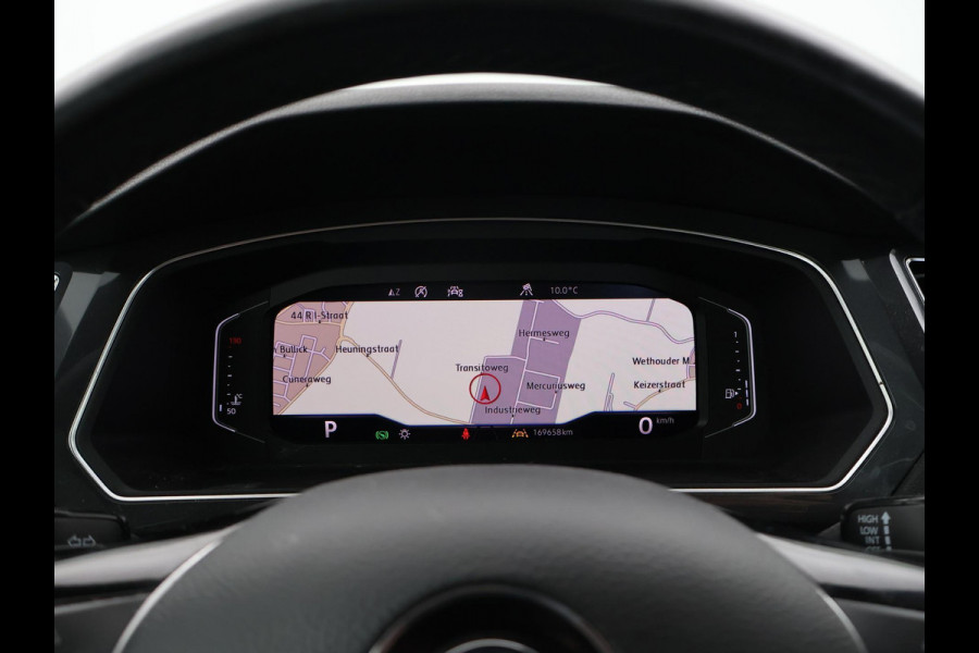 Volkswagen Tiguan Allspace 1.5 TSI DSG R-LINE + VIRTUAL COCKPIT | LEDER | WEGKL. TREKHAAK | DYNAUDIO | ADAPTIVE CRUISE