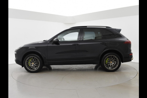 Porsche Cayenne 3.0 S E-HYBRID 416 PK + ADAPTIVE CRUISE | PANORAMA | 360 CAMERA | LUCHTVERING | APPLE CARPLAY | BOSE