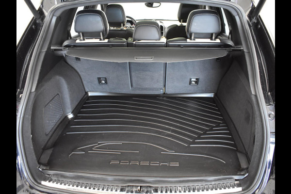 Porsche Cayenne 3.0 S E-HYBRID 416 PK + ADAPTIVE CRUISE | PANORAMA | 360 CAMERA | LUCHTVERING | APPLE CARPLAY | BOSE