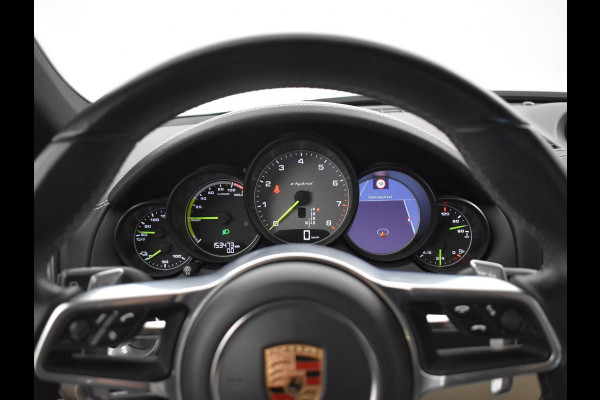 Porsche Cayenne 3.0 S E-HYBRID 416 PK + ADAPTIVE CRUISE | PANORAMA | 360 CAMERA | LUCHTVERING | APPLE CARPLAY | BOSE