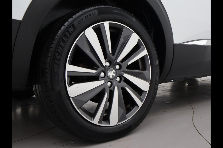 Peugeot 5008 1.2 PT 130 PK 7-PERS. *NW DISTRIBUTIE* + TREKHAAK |ADAPTIVE CRUISE | MASSAGE | CAMERA | 19 INCH LMV