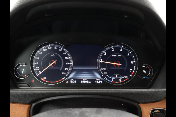 BMW 3 Serie Touring 318i AUT. LUXURY EDITION + LEDER | STOELVERW. | NAVIGATIE