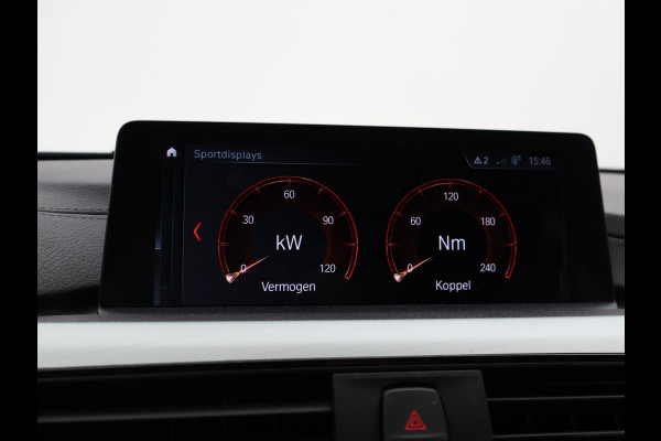 BMW 3 Serie Touring 318i AUT. LUXURY EDITION + LEDER | STOELVERW. | NAVIGATIE